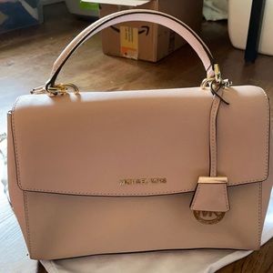 Blush Michael Kors medium satchel